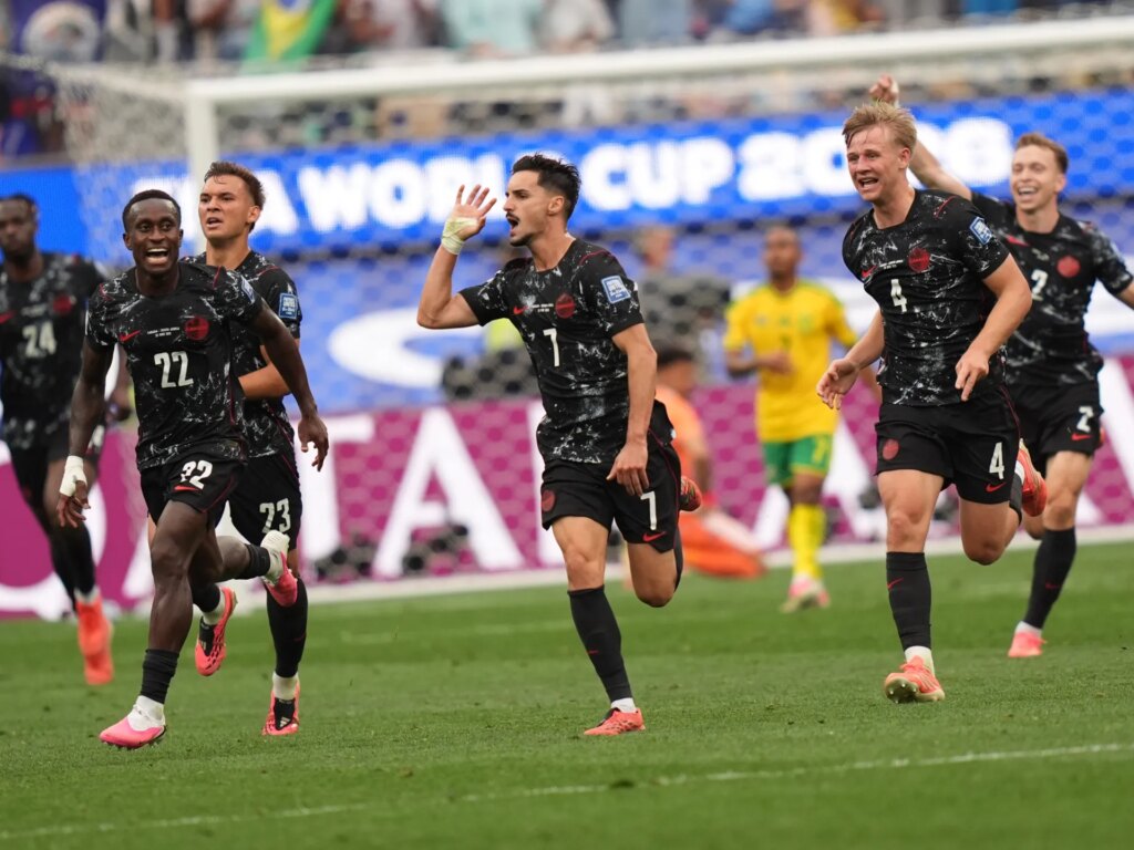 Canada score late to beat South Africa and reach last 16 at World Cup 2026 | World Cup 2026 News
