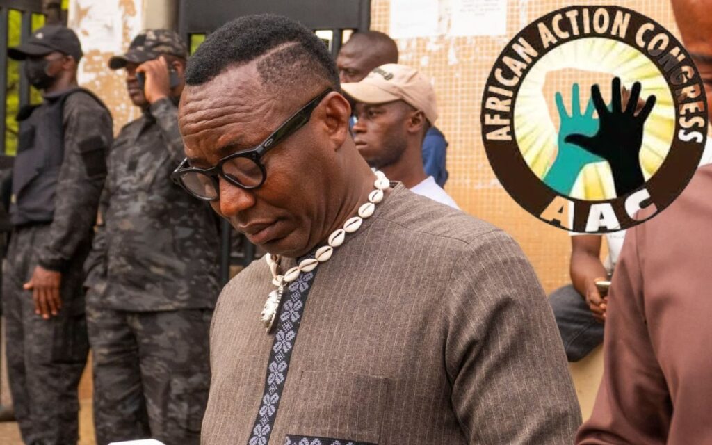Court remands Sowore in Kuje prison days after revoking bail