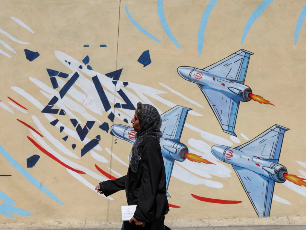 Iran war live: Tehran attacks Bahrain, Kuwait after US bombs Iranian coast | US-Israel war on Iran News