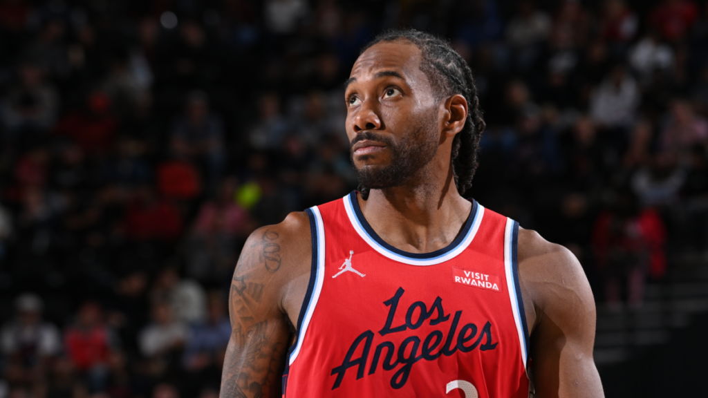 Kawhi Leonard traded to Raptors: Toronto brings back 2019 Finals MVP from Clippers Kawhi Leonard traded to Raptors: Toronto brings back 2019 Finals MVP from Clippers