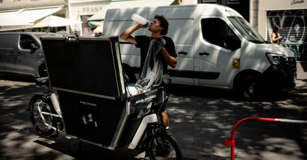 Live Updates: As Europe Bakes, Spain Warns of a Possible High Death Toll