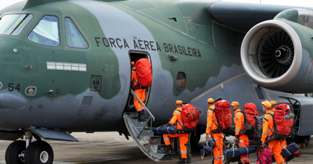 Nations Send Rescue Teams and Aid to Venezuela After Earthquakes