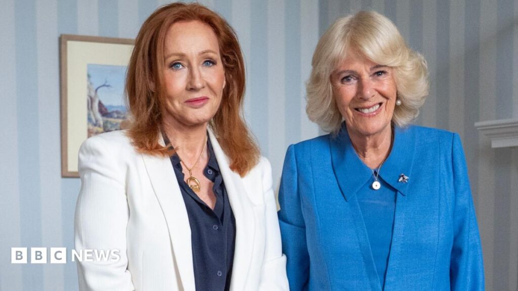 Queen meets JK Rowling to mark start of royal week in Edinburgh