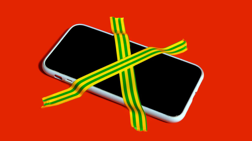 Russian citizens told “switch to Android” after Apple blocks key Russian apps