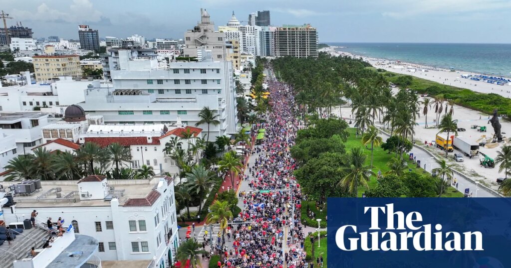 Scotsmaxxing hits Ocean Drive as Tartan Army’s World Cup party goes on | Scotland Scotsmaxxing hits Ocean Drive as Tartan Army’s World Cup party goes on | Scotland