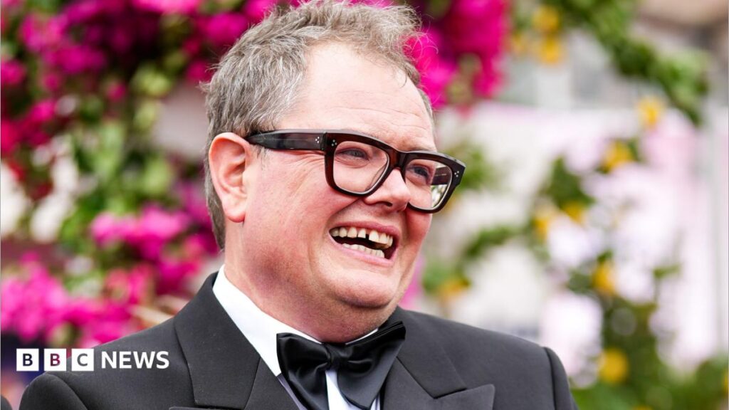 Unwanted items from Alan Carr’s Ayton Castle castle go to auction