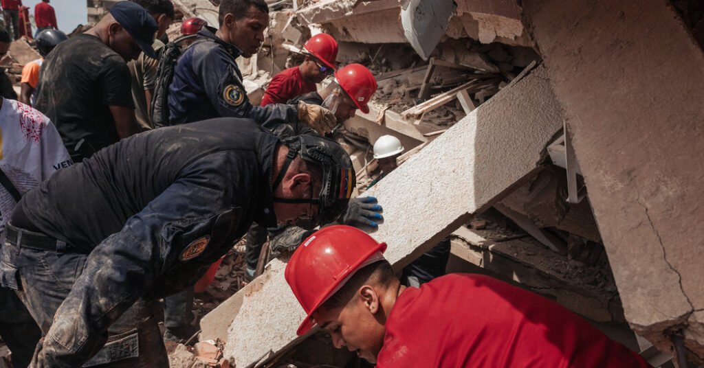 Venezuela Earthquakes Live Updates: Rescuers Race to Find Survivors