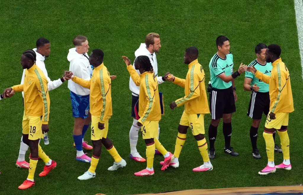 Video: Djed Spence ‘snubs’ Partey during World Cup handshakes Video: Djed Spence ‘snubs’ Partey during World Cup handshakes