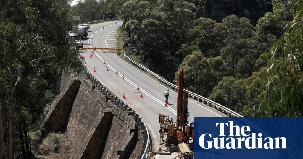 Vital Blue Mountains highway to be closed for another year as NSW reveals bridge plans | Transport