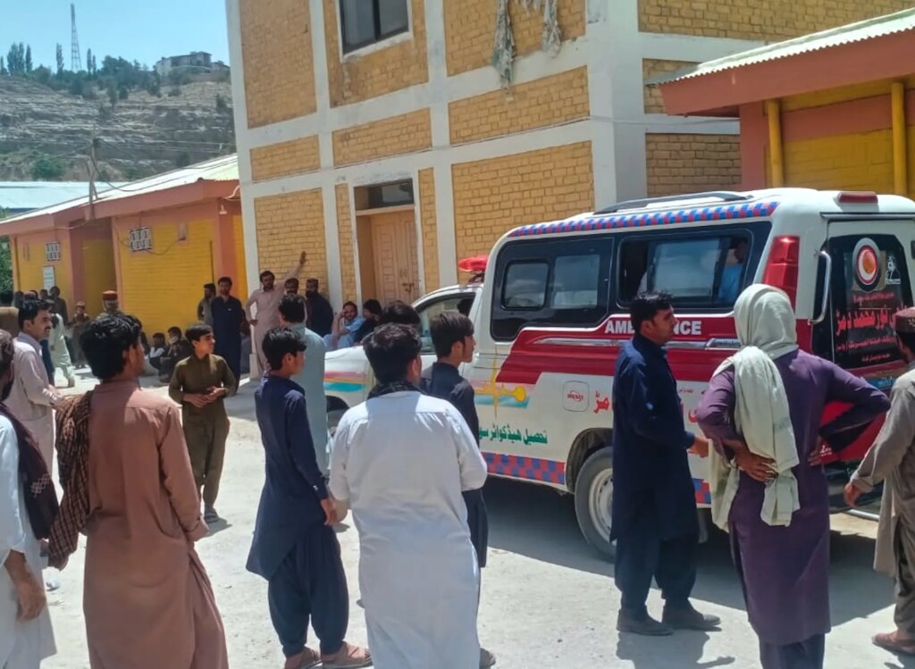 At least nine police officers killed in southwestern Pakistan attack | Pakistan Taliban News At least nine police officers killed in southwestern Pakistan attack | Pakistan Taliban News