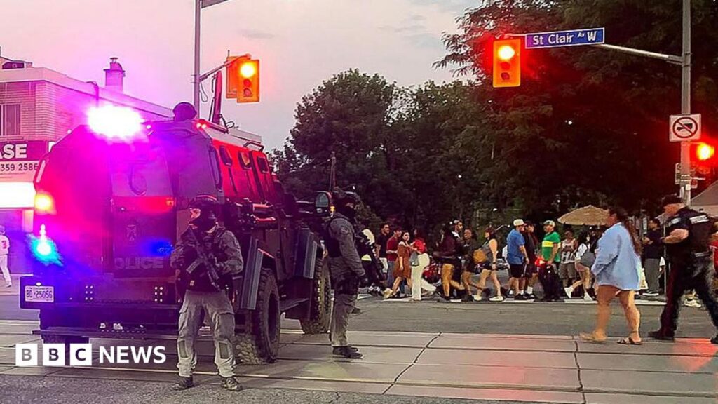 At least two killed in Toronto street festival shooting At least two killed in Toronto street festival shooting