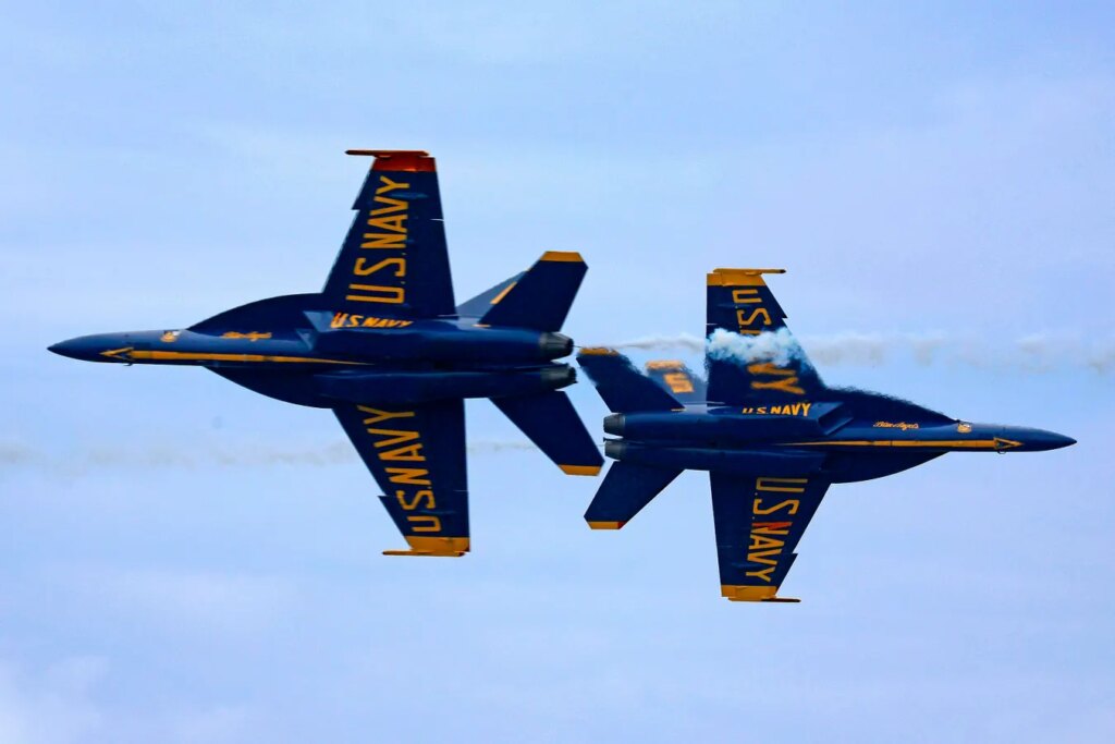 Blue Angels Pilot Says Low Flyover Was ‘Miscalculated,’ Lawmaker Says Blue Angels Pilot Says Low Flyover Was ‘Miscalculated,’ Lawmaker Says