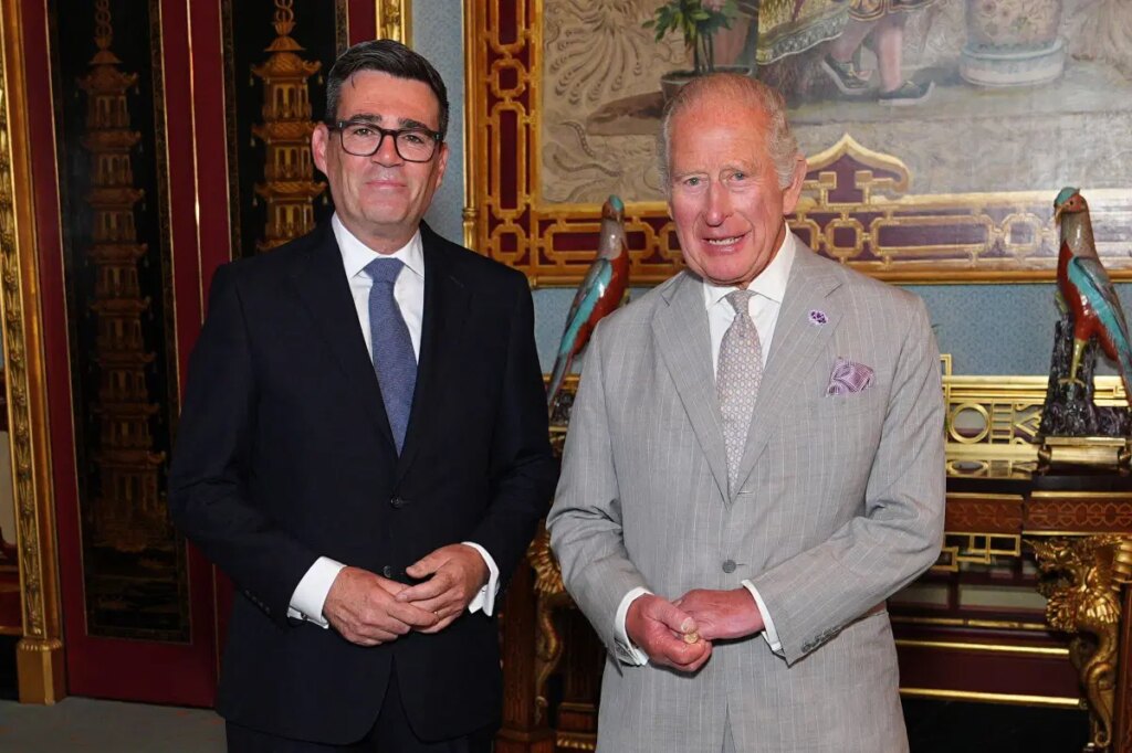 Breaking: Burnham becomes UK prime minister after meeting king