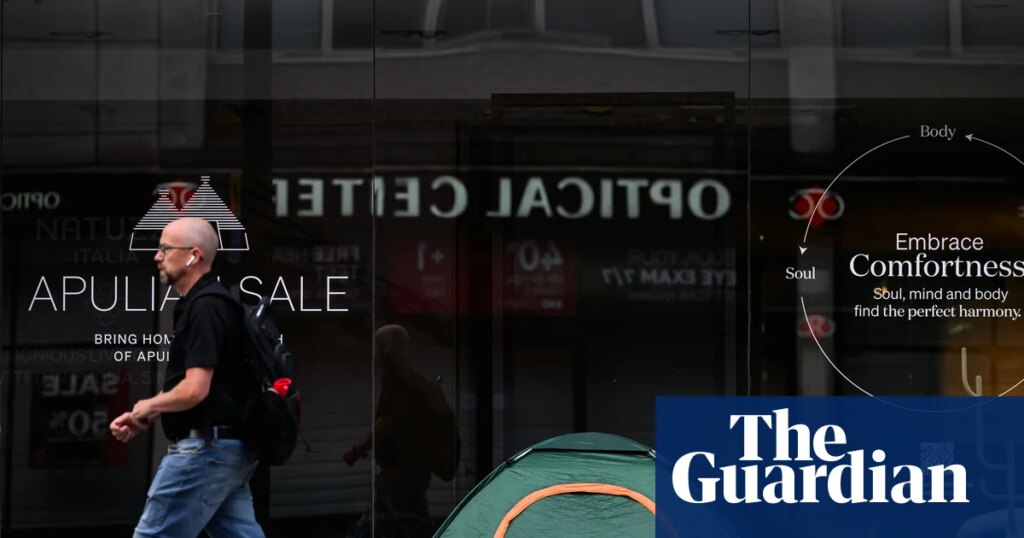 Calls for radical action as Burnham told homelessness in England may rise 25% by 2030 | Homelessness Calls for radical action as Burnham told homelessness in England may rise 25% by 2030 | Homelessness