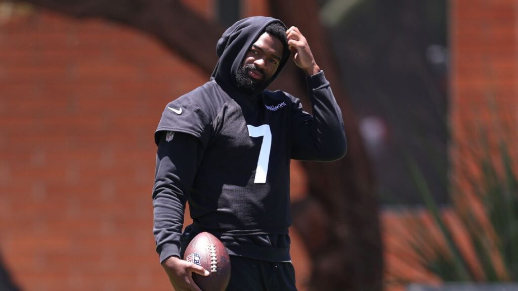 Cardinals’ Brissett practices amid ‘productive’ talks for new deal