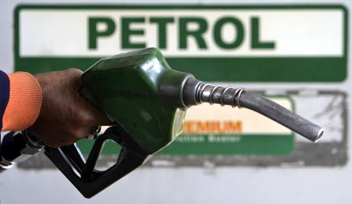 Dangote supply pause pushes depot petrol price to N1,250 Dangote supply pause pushes depot petrol price to N1,250