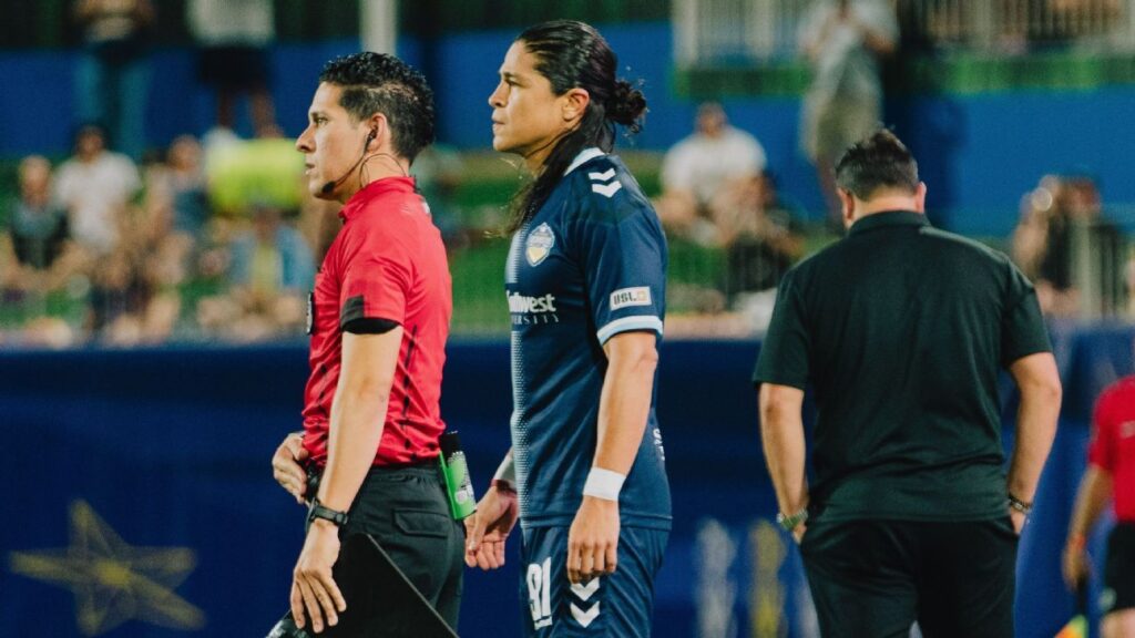 Dani Rojas’ ‘Ted Lasso’ actor makes USL debut for El Paso Locomotive