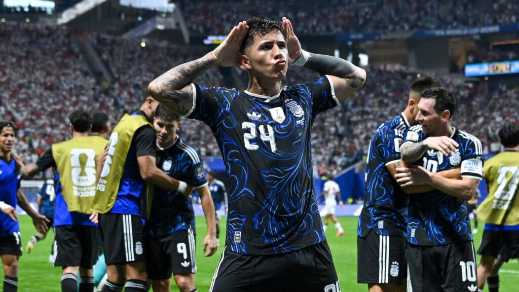 England 1 – 2 Argentina