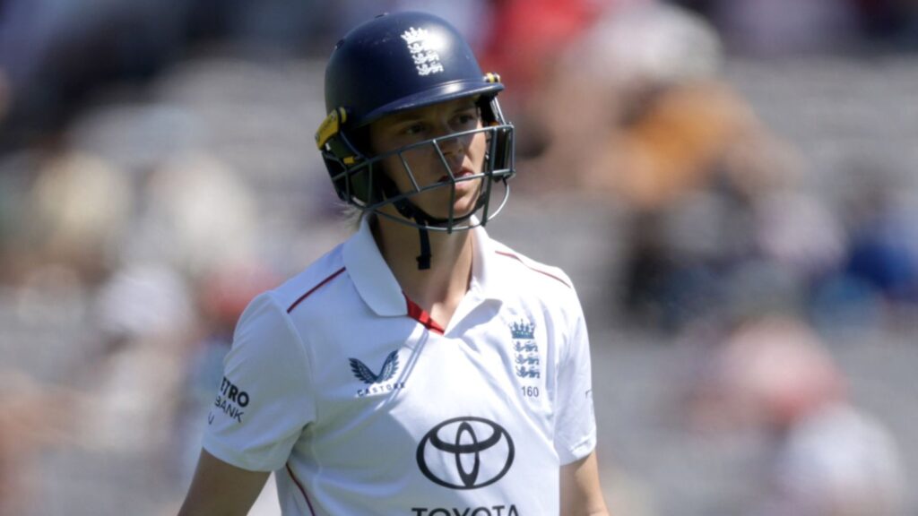 England thrashed by India in women’s Test at Lord’s as tourists record 270-run victory on day four | Cricket News England thrashed by India in women’s Test at Lord’s as tourists record 270-run victory on day four | Cricket News