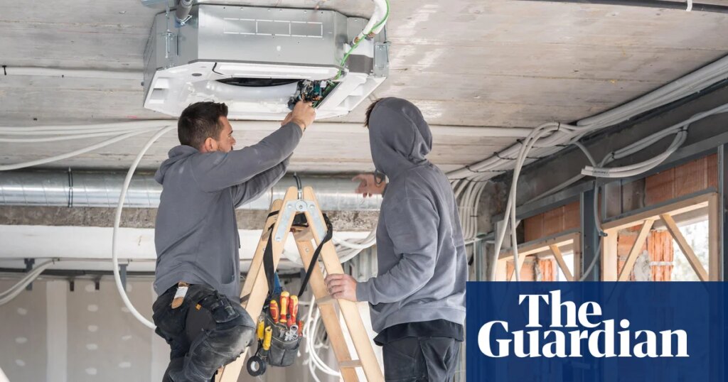 Every new UK home should have air conditioning, say Liberal Democrats | Climate crisis