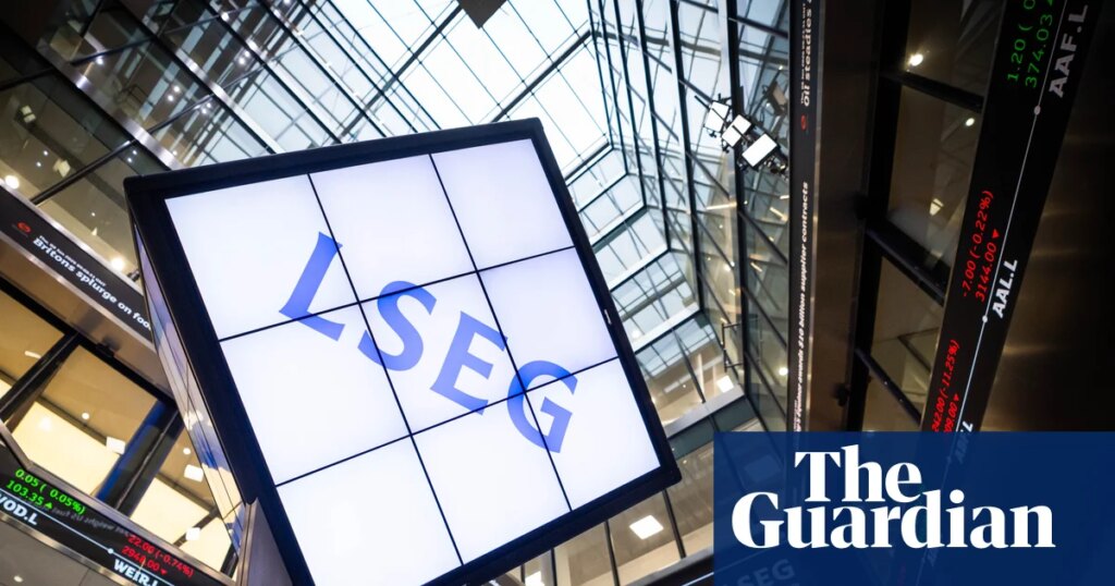 FTSE 100 hits record high despite AI sell-off | FTSE