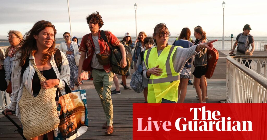 France evacuates Cap Ferret peninsula as Spain battles to prevent wildfires merging near Madrid – Europe live | France