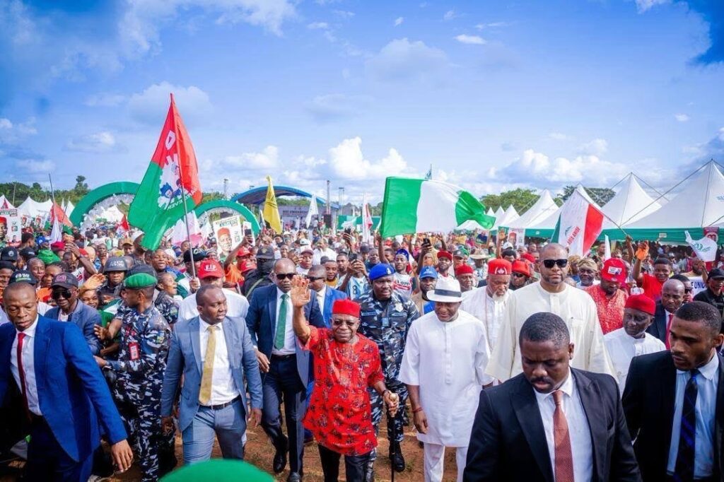 Gov Otti promises to do more for Umunneochi people, By Ferdinand Ekeoma Gov Otti promises to do more for Umunneochi people, By Ferdinand Ekeoma