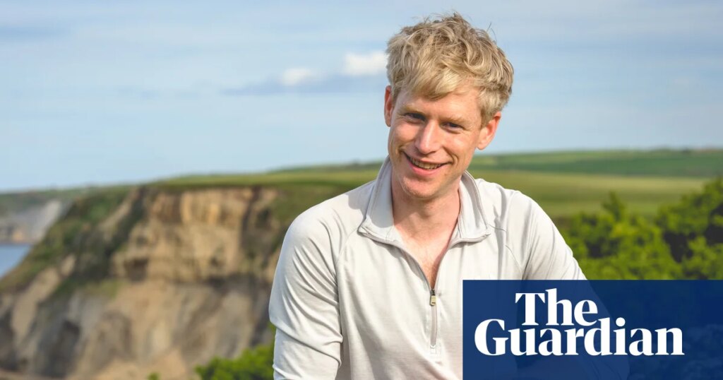 How one man’s near-death experience led to the discovery of the first Jurassic sea dragon in Wales | Fossils