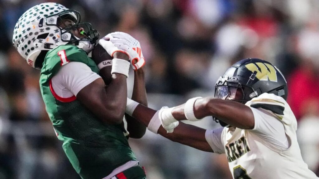 Indiana lands 5-star football recruit as No. 1 WR Monshun Sales picks Hoosiers