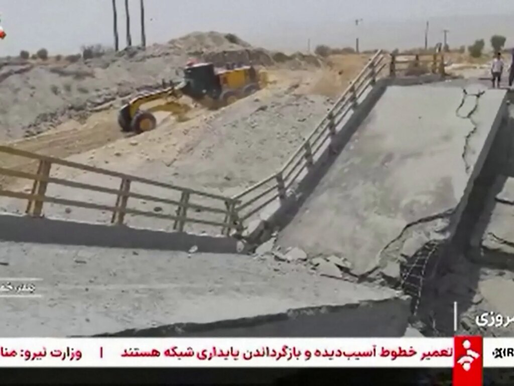 Iran accuses US of striking critical infrastructure as war intensifies | US-Israel war on Iran News Iran accuses US of striking critical infrastructure as war intensifies | US-Israel war on Iran News