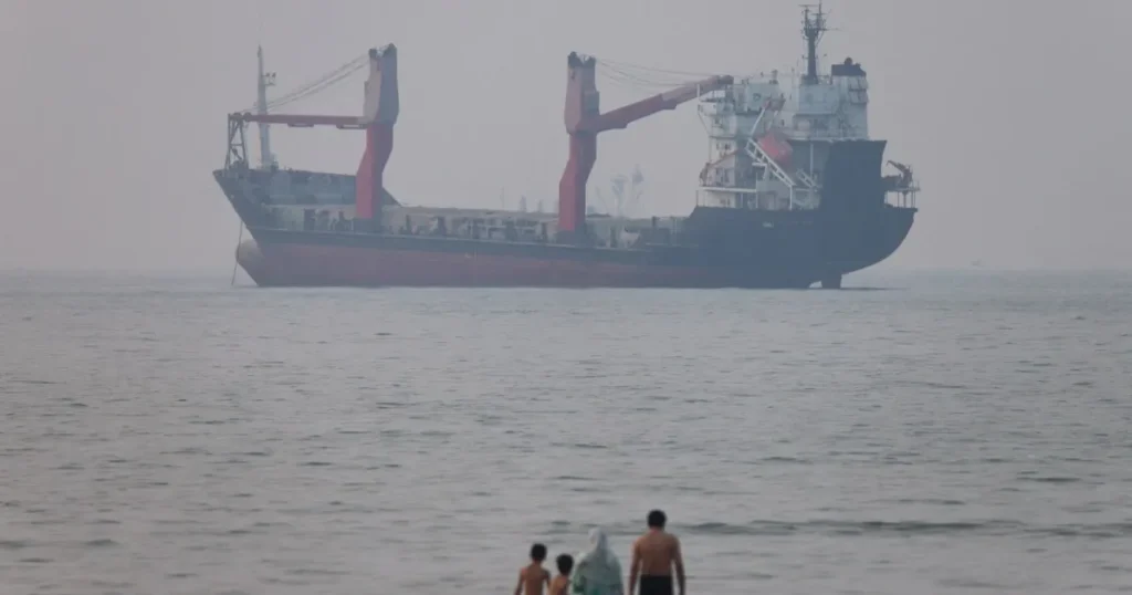 Iran warns ships against using unapproved routes in Strait of Hormuz | US-Israel war on Iran Iran warns ships against using unapproved routes in Strait of Hormuz | US-Israel war on Iran