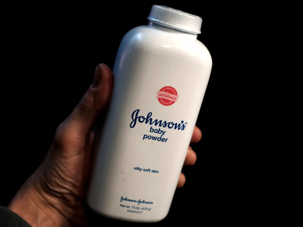 J&J offers .5bn settlement in lawsuits claiming talc link to cancer | Courts News