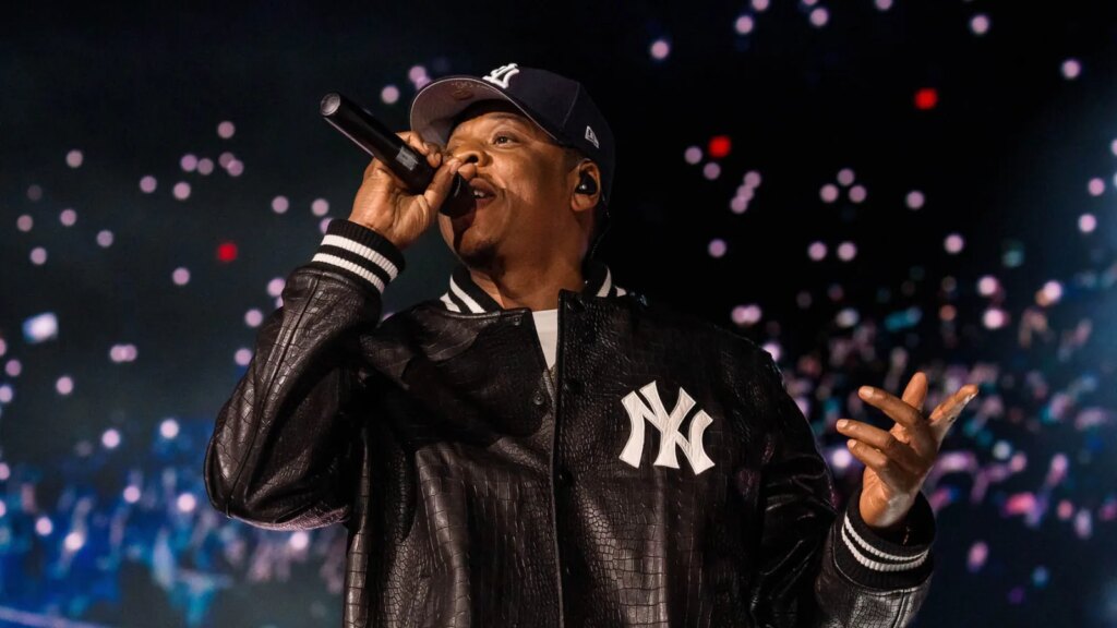 Jay-Z Performs ‘Reasonable Doubt’ at Yankee Stadium with Nas, Beyoncé