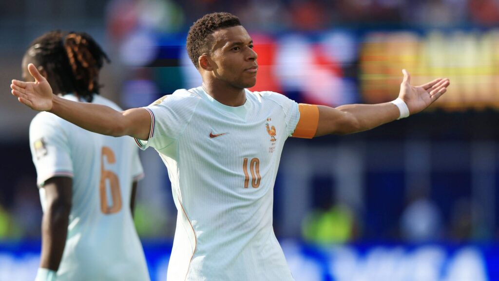Kylian Mbappe produces a copy & paste performance as his World Cup battle with Lionel Messi continues to produce magic | Football News Kylian Mbappe produces a copy & paste performance as his World Cup battle with Lionel Messi continues to produce magic | Football News