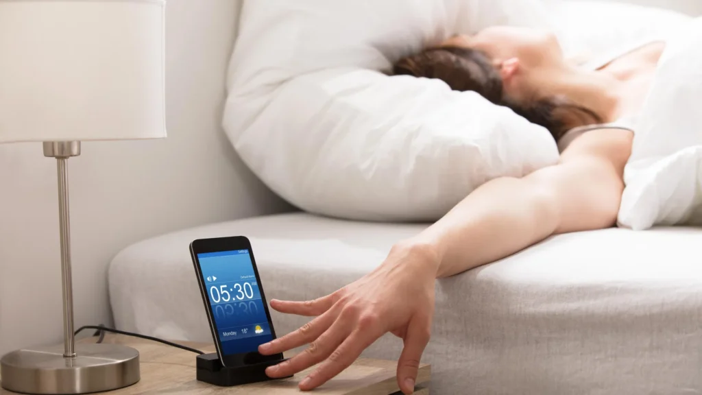 Losing just 80 minutes of sleep a night could make you gain weight Losing just 80 minutes of sleep a night could make you gain weight