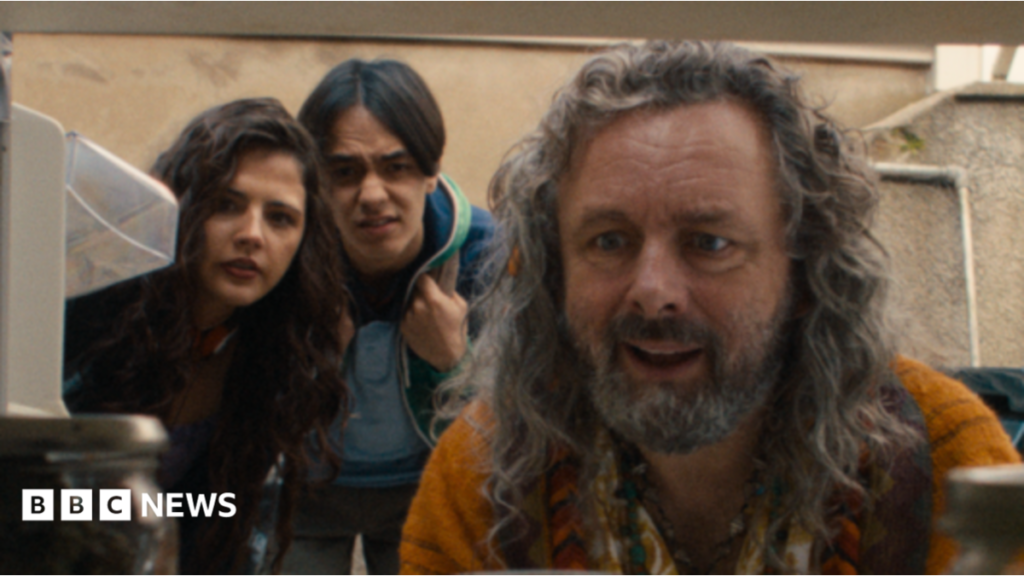 Michael Sheen stars in UFO comedy after spooky sighting in Port Talbot Michael Sheen stars in UFO comedy after spooky sighting in Port Talbot