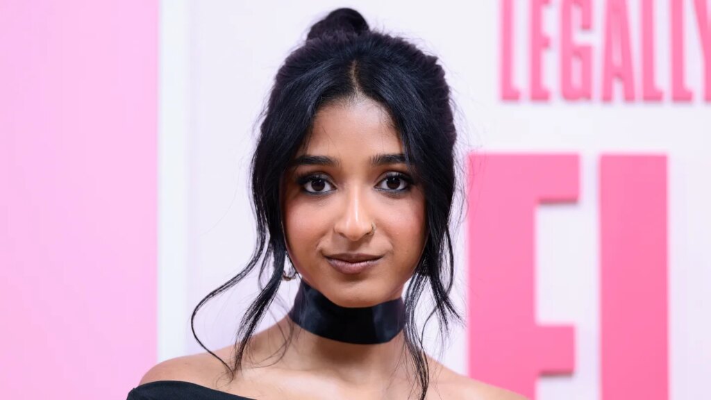 ‘Never Have I Ever’ Maitreyi Ramakrishnan Teases ‘Elle’ Season 2 ‘Never Have I Ever’ Maitreyi Ramakrishnan Teases ‘Elle’ Season 2