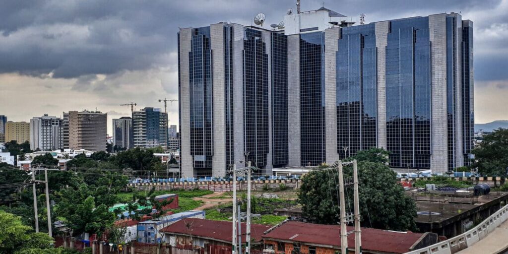 Nigeria’s central bank to track every retail dollar Nigeria’s central bank to track every retail dollar