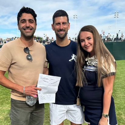 Novak Djokovic does gender reveal for fan couple Novak Djokovic does gender reveal for fan couple