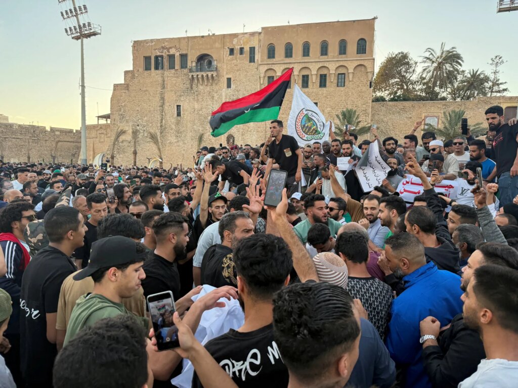 Protests erupt in Libya’s Tripoli as anger grows over power cuts | News