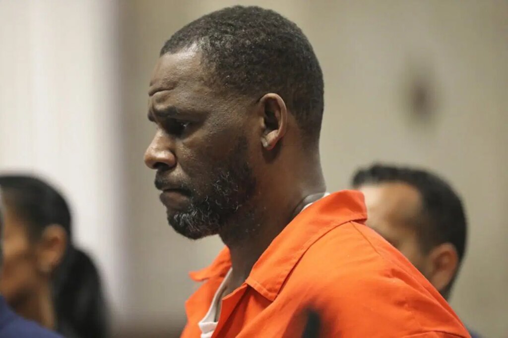 R. Kelly appeals to Trump to commute 31-year prison sentence R. Kelly appeals to Trump to commute 31-year prison sentence