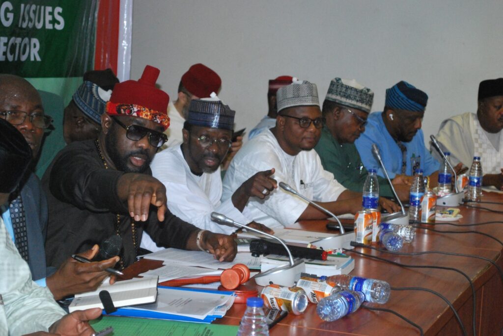 Reps seek truce between fuel importers, local refiners over supply security