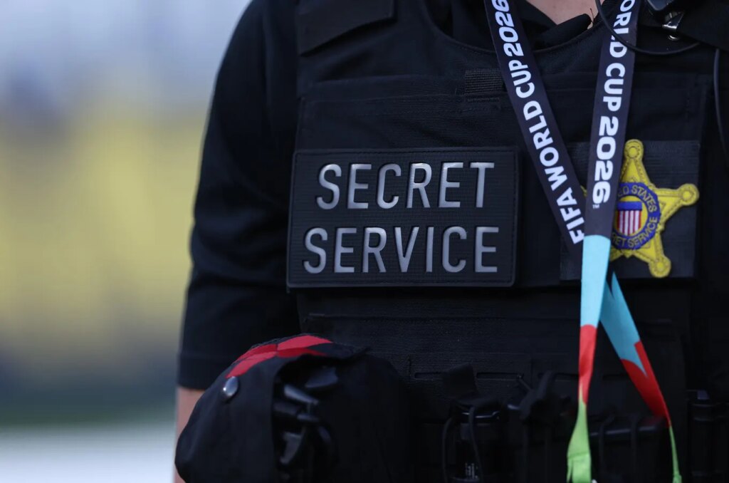 Secret Service Reports 40% Jump In Probes Into Threats Against Protectees