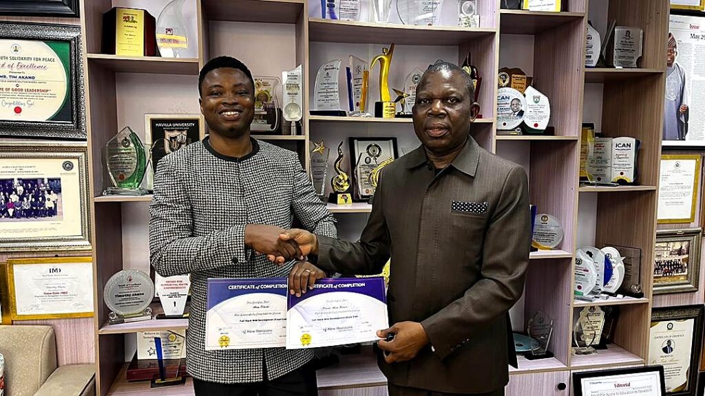 SnappyPay Founder Olaide Alim Completes Full-Stack Software Engineering Training