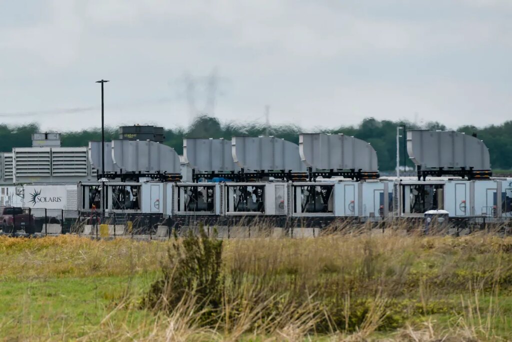 SpaceX won’t remove all of xAI’s unpermitted turbines for another year SpaceX won’t remove all of xAI’s unpermitted turbines for another year
