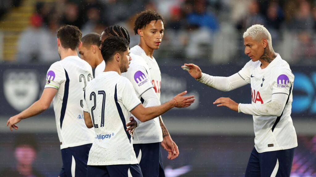 Sydney FC vs Spurs LIVE!