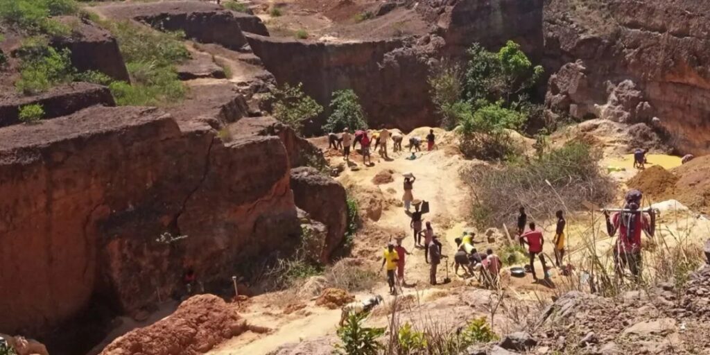 Task force raids illegal mining site, arrests two in Taraba Task force raids illegal mining site, arrests two in Taraba