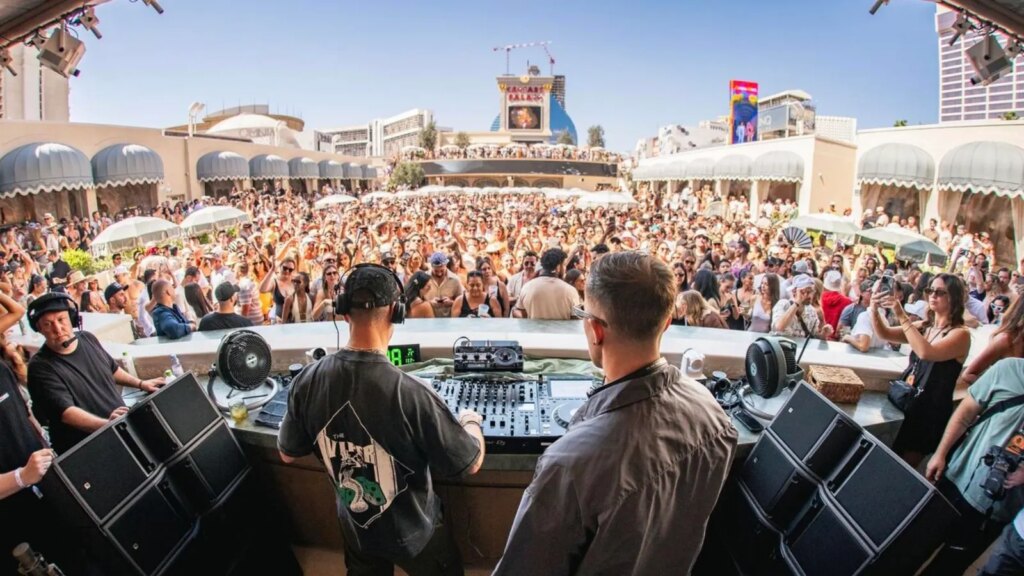 The Stars Are Shining Bright At Omnia Dayclub & Skybar In Las Vegas The Stars Are Shining Bright At Omnia Dayclub & Skybar In Las Vegas
