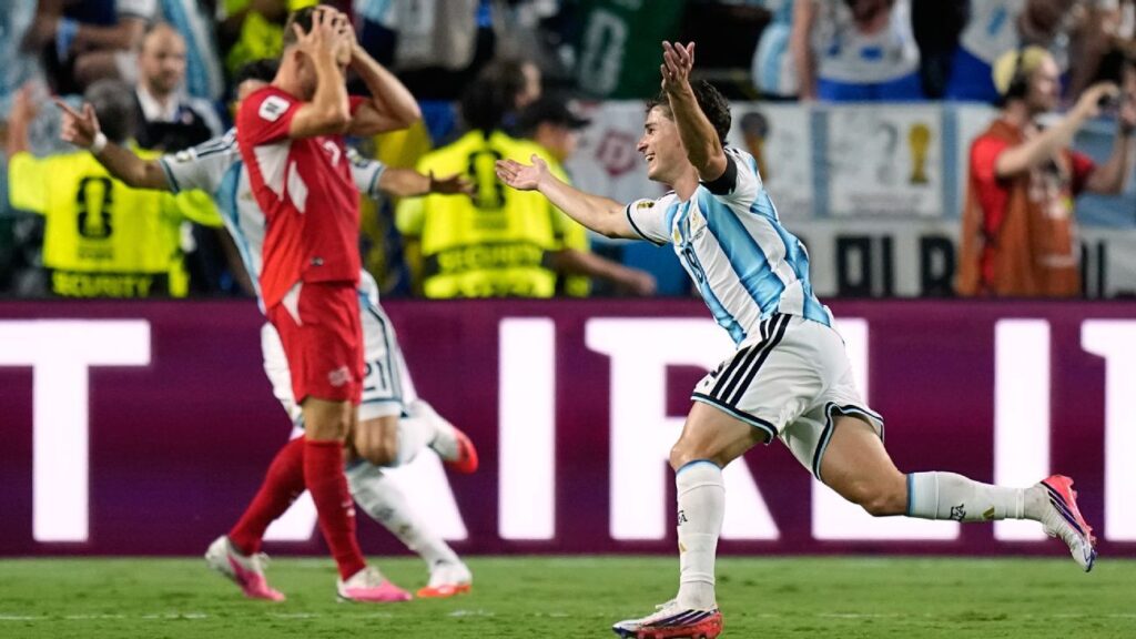 Transfer rumors, news: Arsenal step up move for Argentina’s Álvarez