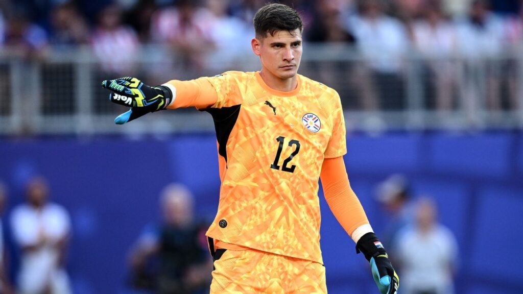 Transfer rumors, news: Could Man United sign Paraguay GK as Lammens competition?